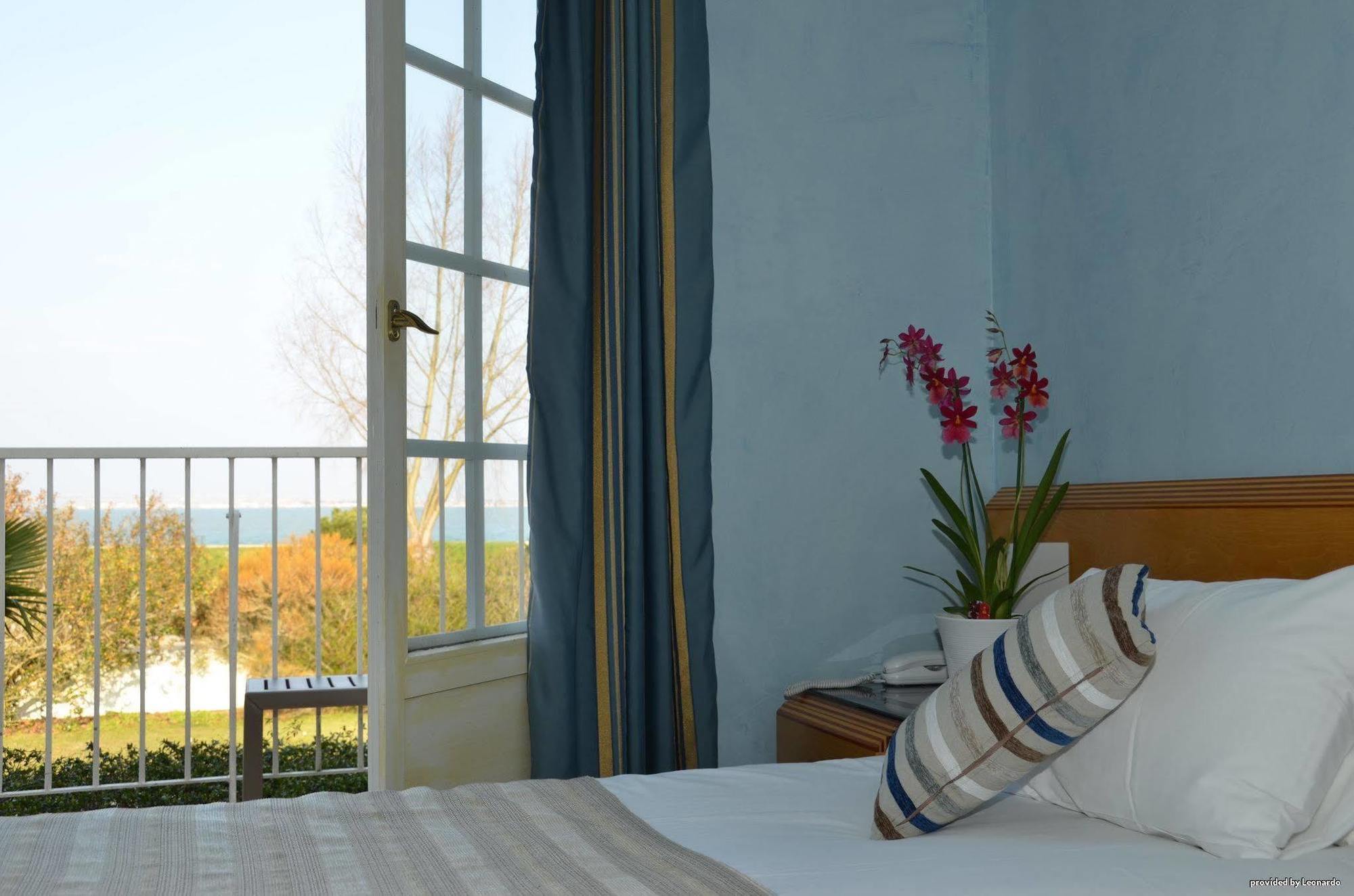 Hotel et Spa Les Cleunes Oléron Saint-Trojan-les-Bains Habitación foto